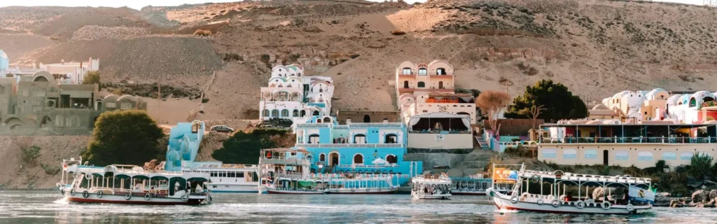A Nubian village by boat
