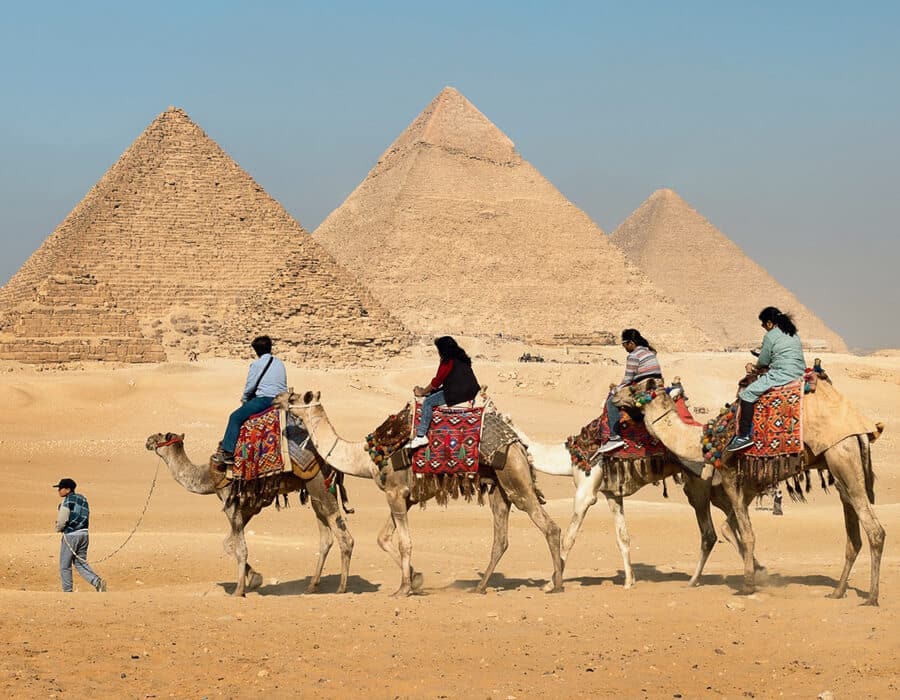 How safe is it to travel to Egypt